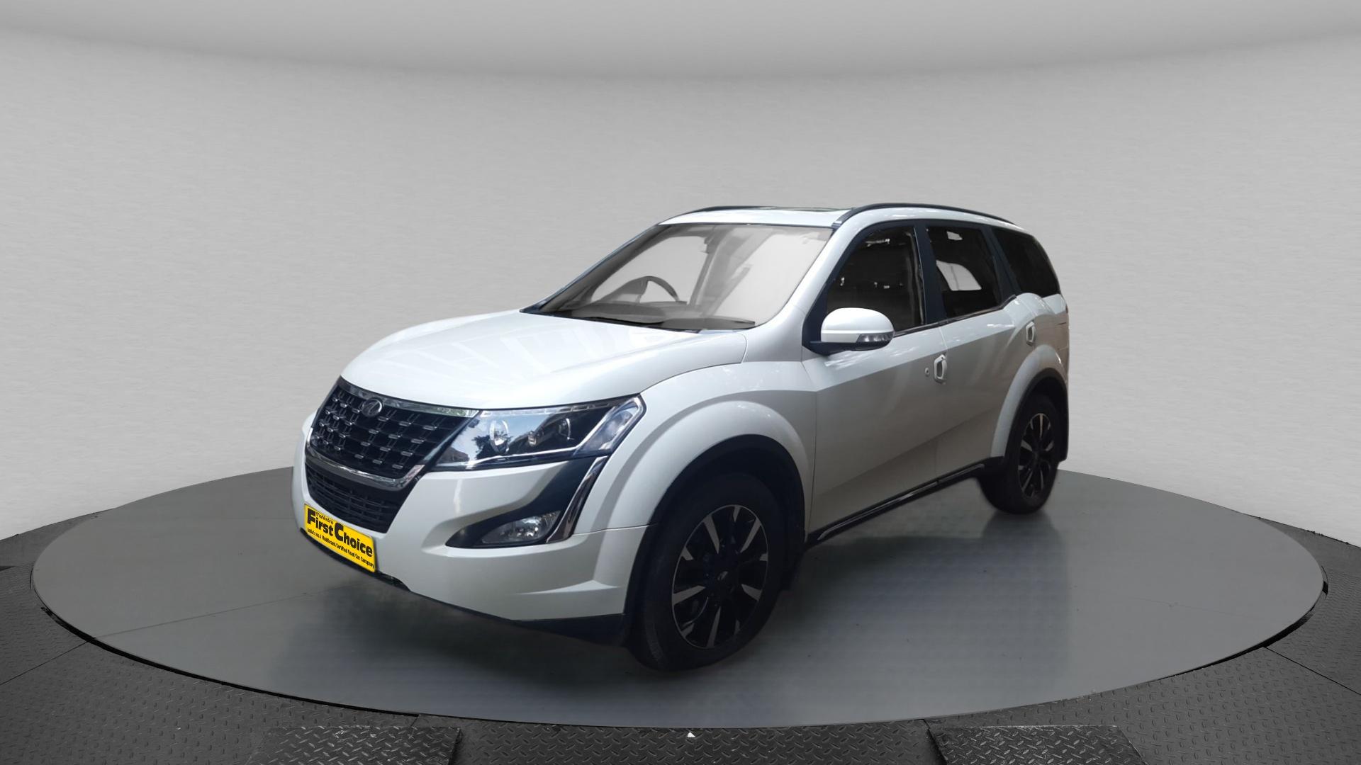 2020 महिंद्रा एक्सयूवी500 W11 2020 महिंद्रा एक्सयूवी500 W11