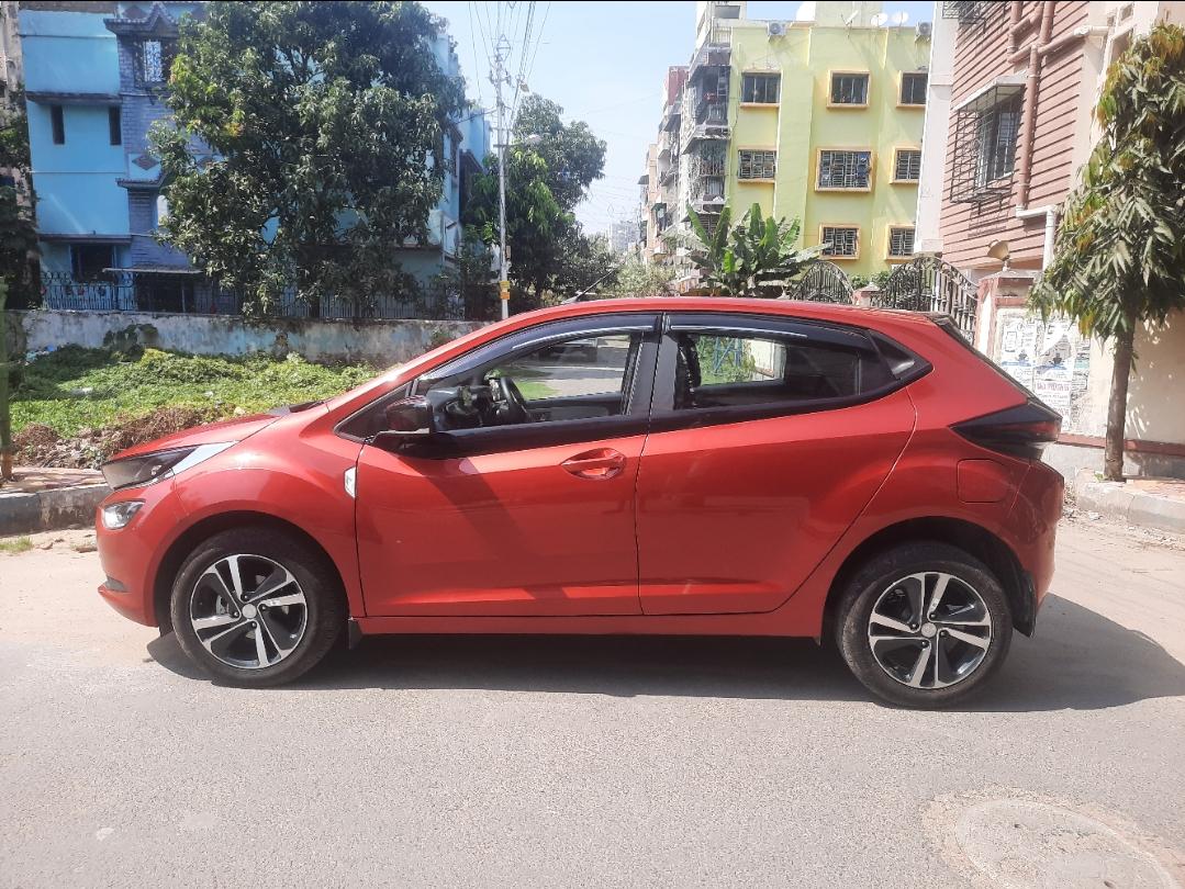 2022 टाटा अलट्रोज़ XZ Plus Petrol 2022 टाटा अलट्रोज़ XZ Plus Petrol