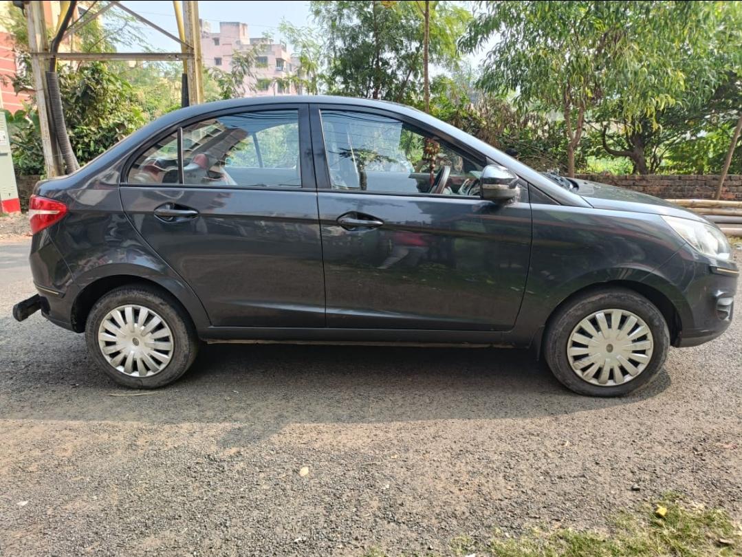 2016 टाटा ज़ेस्ट XM Petrol 2016 टाटा ज़ेस्ट XM Petrol