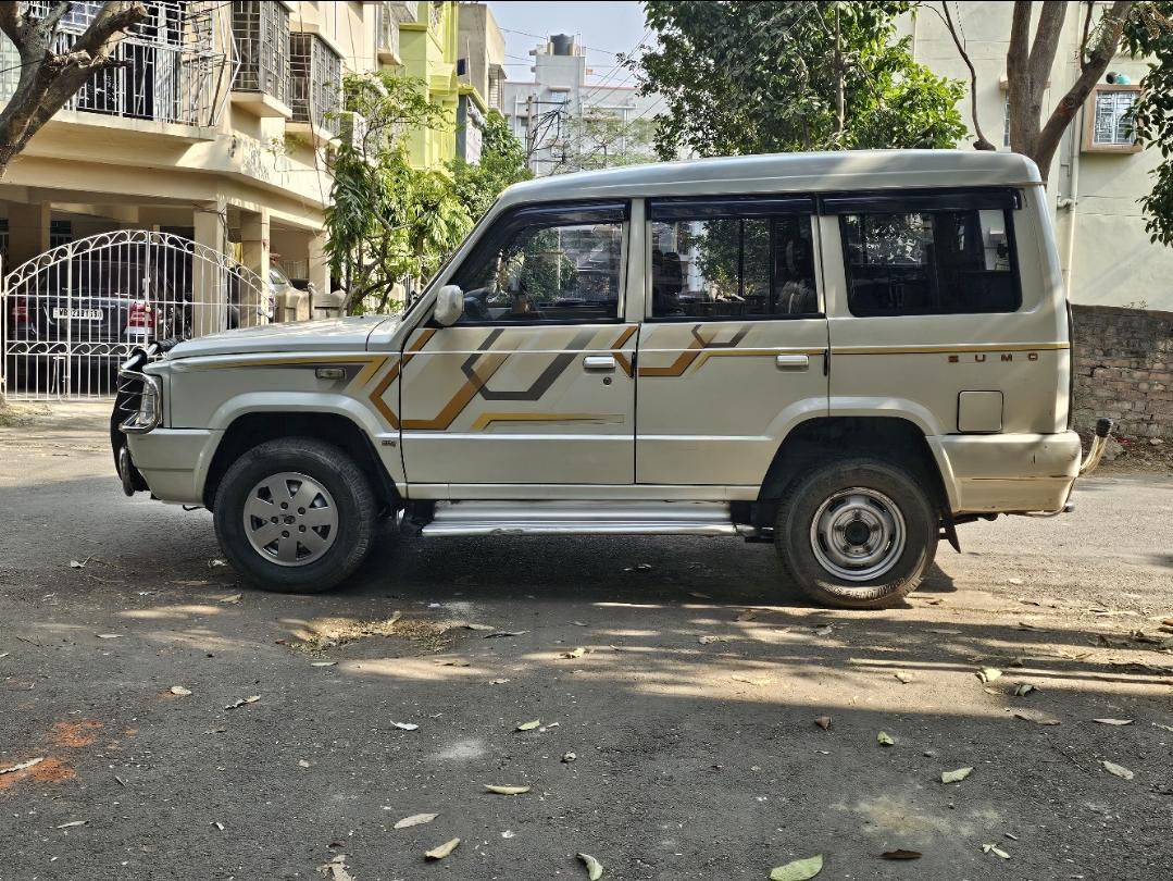 2013 टाटा सूमो LX BS-IV 2013 टाटा सूमो LX BS-IV