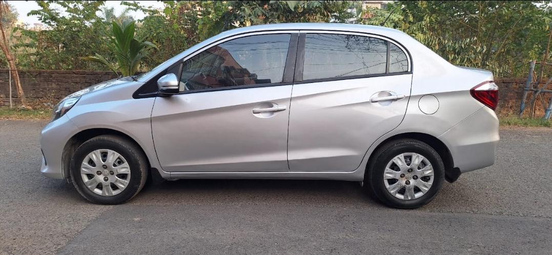 2016 होंडा अमेज़ SX MT Petrol 2016 होंडा अमेज़ SX MT Petrol