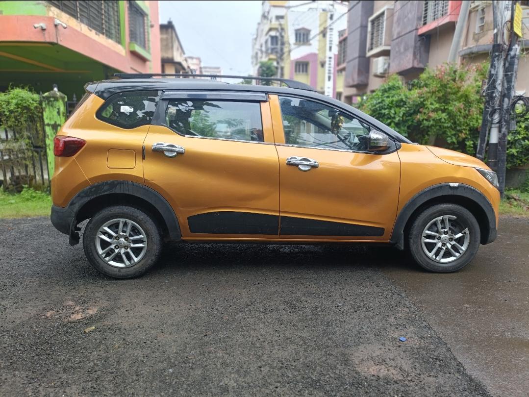 यूज़्ड 2020 रेनो ट्राइबर, Kolkata  5 यूज़्ड 2020 रेनो ट्राइबर, Kolkata  5