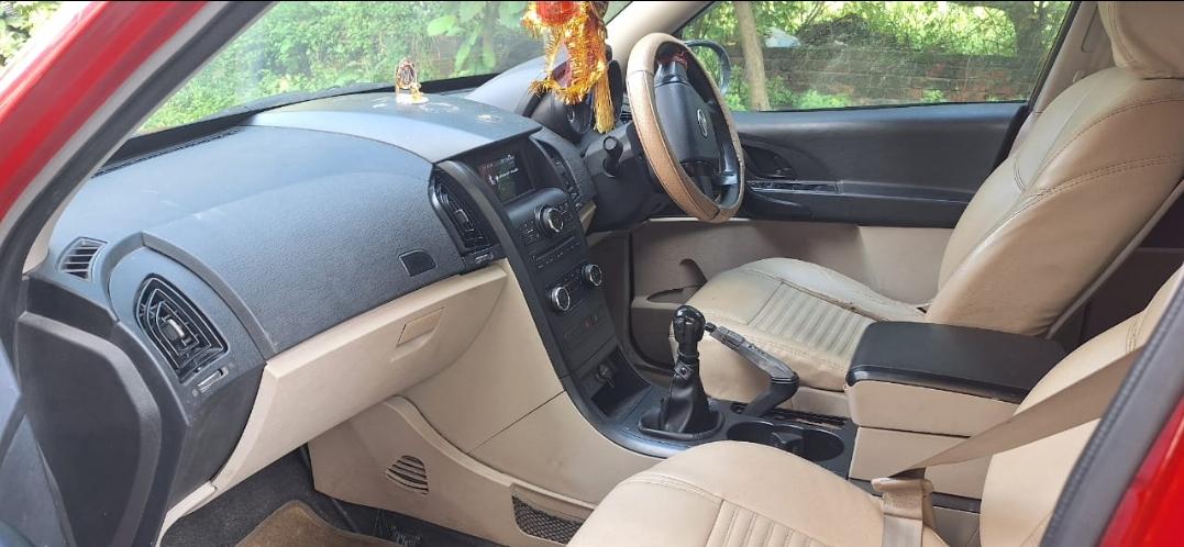 यूज़्ड 2018 महिंद्रा एक्सयूवी500, Kolkata 4 यूज़्ड 2018 महिंद्रा एक्सयूवी500, Kolkata 4