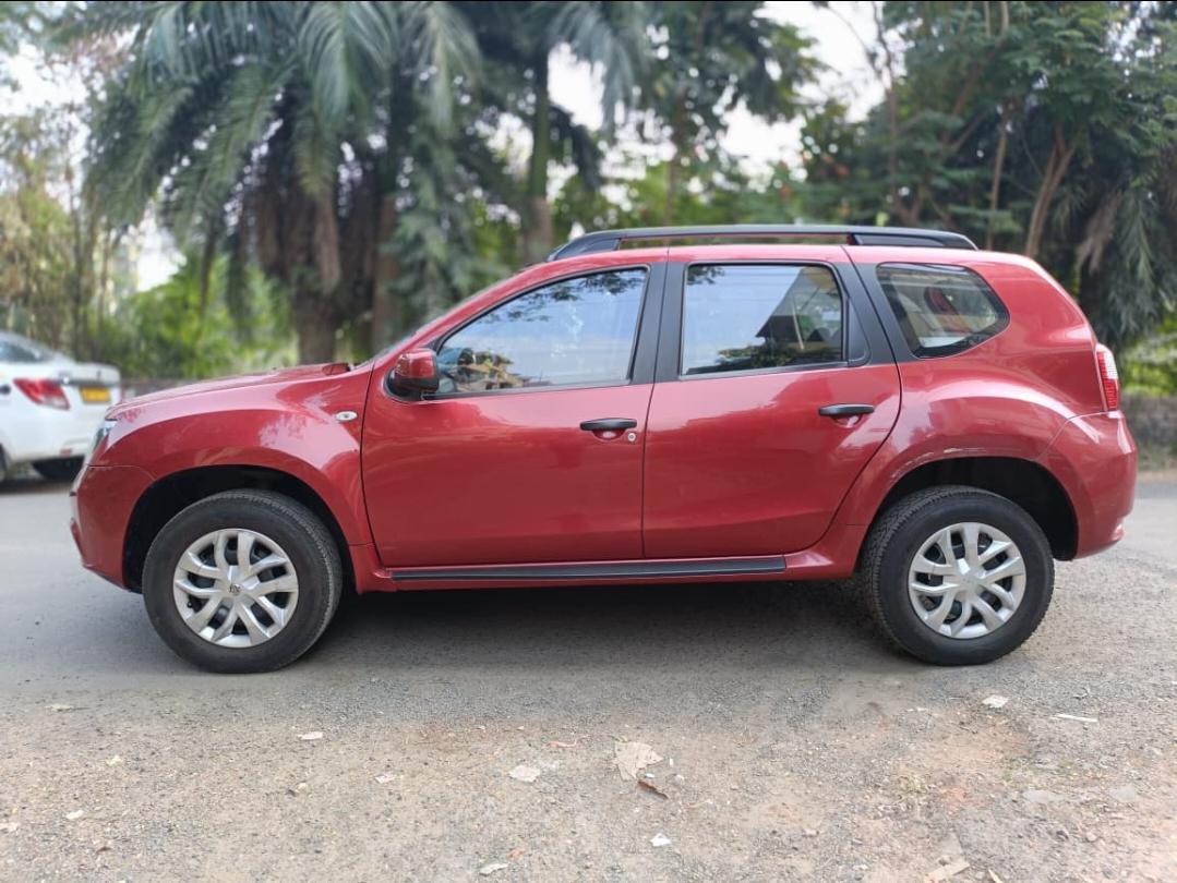 2017 निसान टेरानो XE D 2017 निसान टेरानो XE D