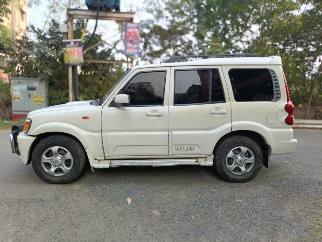 यूज़्ड 2013 महिंद्रा स्कॉर्पियो, Sahanagar, Kolkata यूज़्ड 2013 महिंद्रा स्कॉर्पियो, Sahanagar, Kolkata