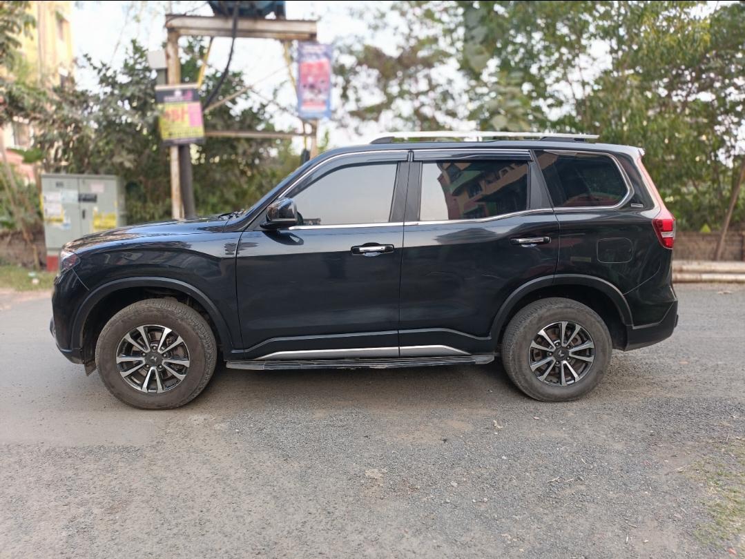 2022 महिंद्रा स्कॉर्पियो-N Z8 7 STR Petrol 2022 महिंद्रा स्कॉर्पियो-N Z8 7 STR Petrol