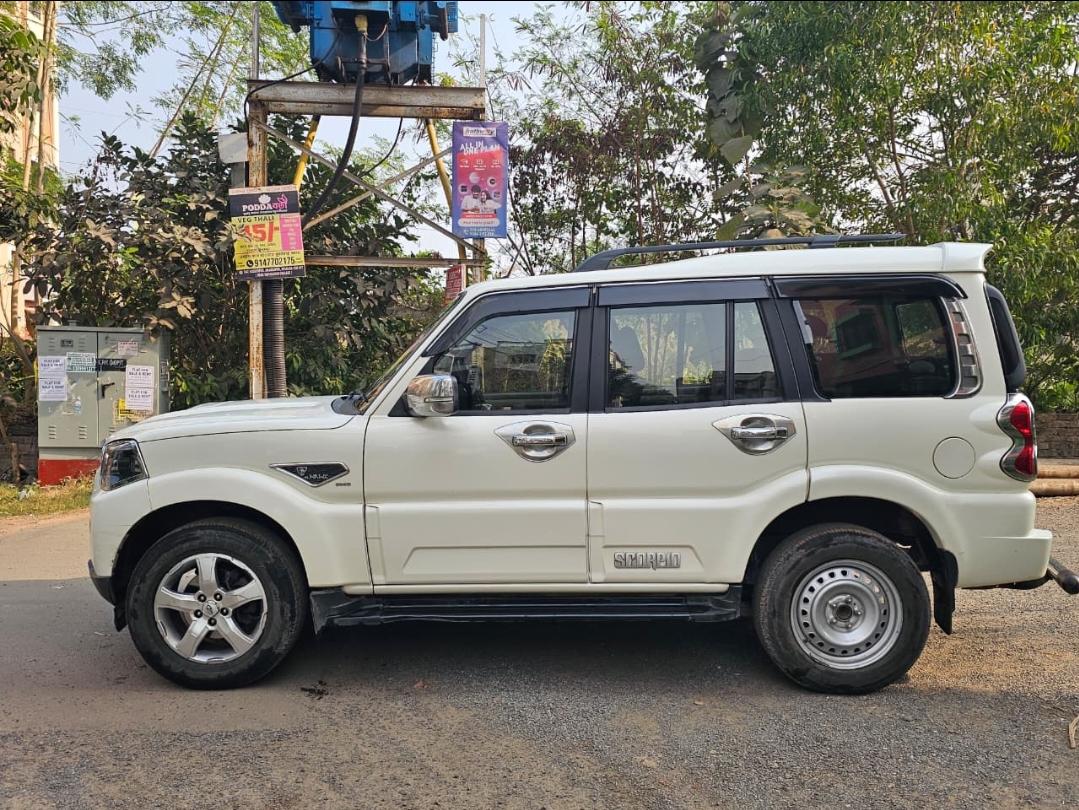 2019 महिंद्रा स्कॉर्पियो S11 2WD BS IV 2019 महिंद्रा स्कॉर्पियो S11 2WD BS IV