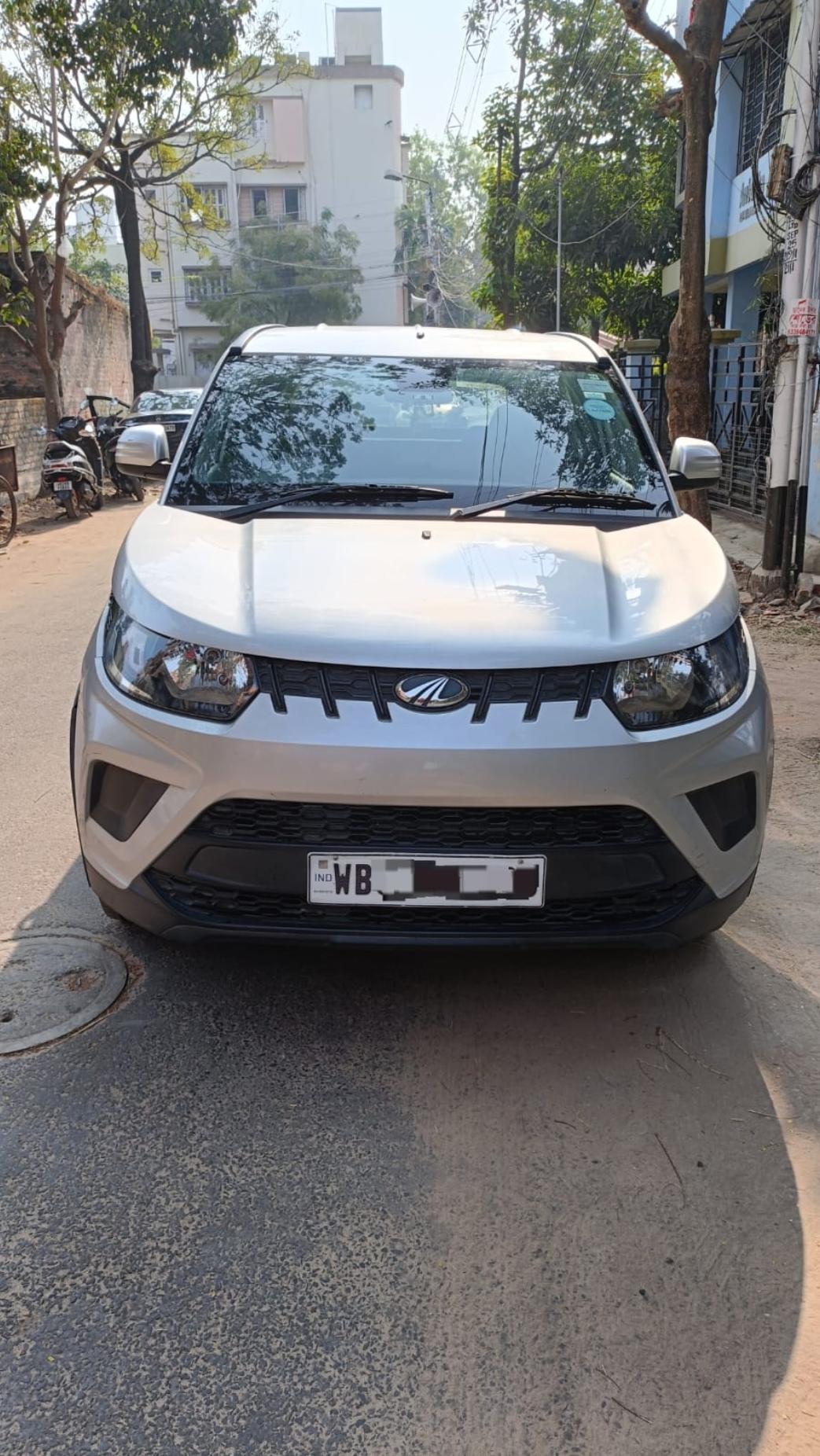 यूज़्ड 2018 महिंद्रा केयूवी 100, Sahanagar, Kolkata 3 यूज़्ड 2018 महिंद्रा केयूवी 100, Sahanagar, Kolkata 3