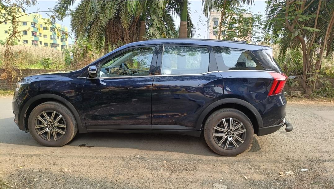 2025 महिंद्रा एक्सयूवी700 AX7 AT Petrol 7 STR 2025 महिंद्रा एक्सयूवी700 AX7 AT Petrol 7 STR