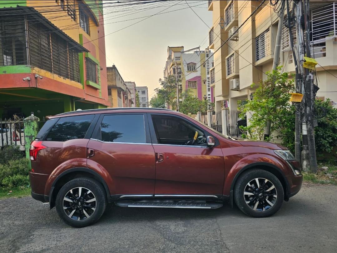 यूज़्ड 2018 महिंद्रा एक्सयूवी500, Sahanagar, Kolkata 2 यूज़्ड 2018 महिंद्रा एक्सयूवी500, Sahanagar, Kolkata 2