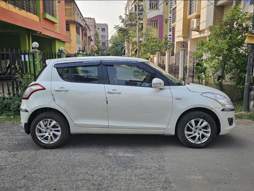 यूज़्ड 2013 मारुति सुजुकी स्विफ्ट, Sahanagar, Kolkata 2 यूज़्ड 2013 मारुति सुजुकी स्विफ्ट, Sahanagar, Kolkata 2