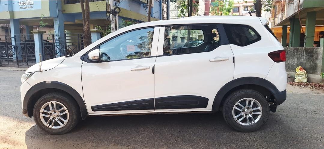 2021 रेनो ट्राइबर RXL 2021 रेनो ट्राइबर RXL