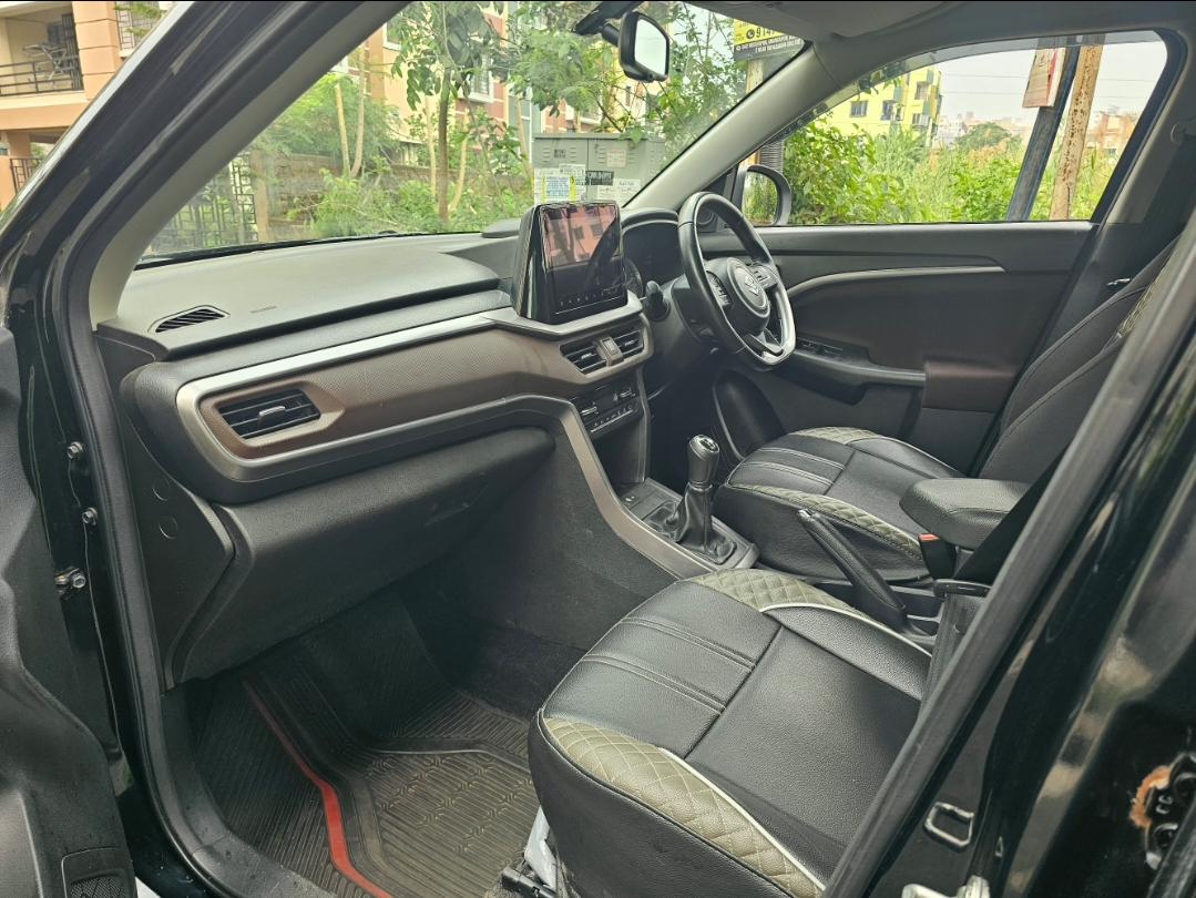 यूज़्ड 2023 मारुति सुजुकी ब्रेज़ा, Sahanagar, Kolkata 4 यूज़्ड 2023 मारुति सुजुकी ब्रेज़ा, Sahanagar, Kolkata 4