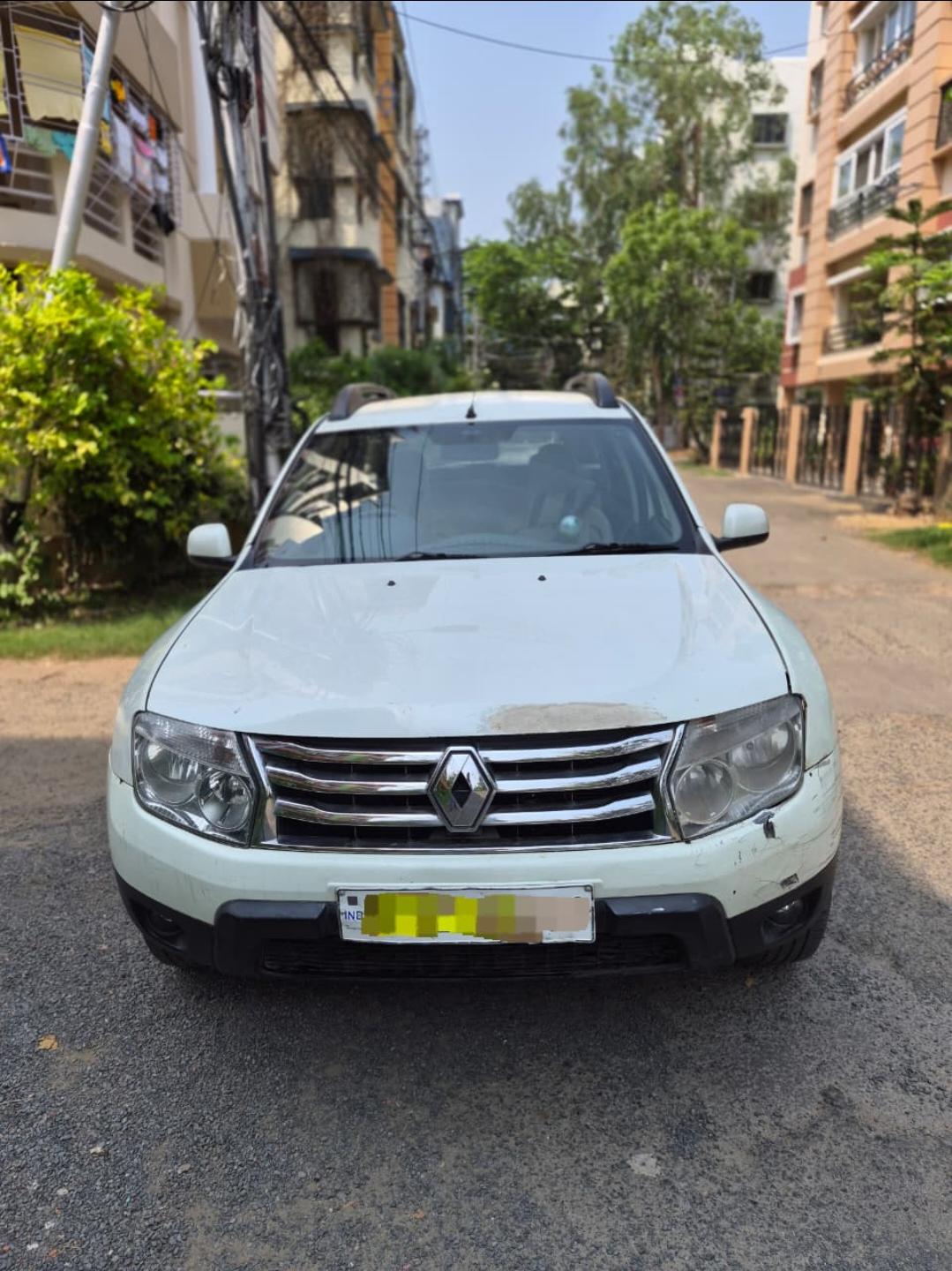 यूज़्ड 2014 रेनो डस्टर, Sahanagar, Kolkata 3 यूज़्ड 2014 रेनो डस्टर, Sahanagar, Kolkata 3