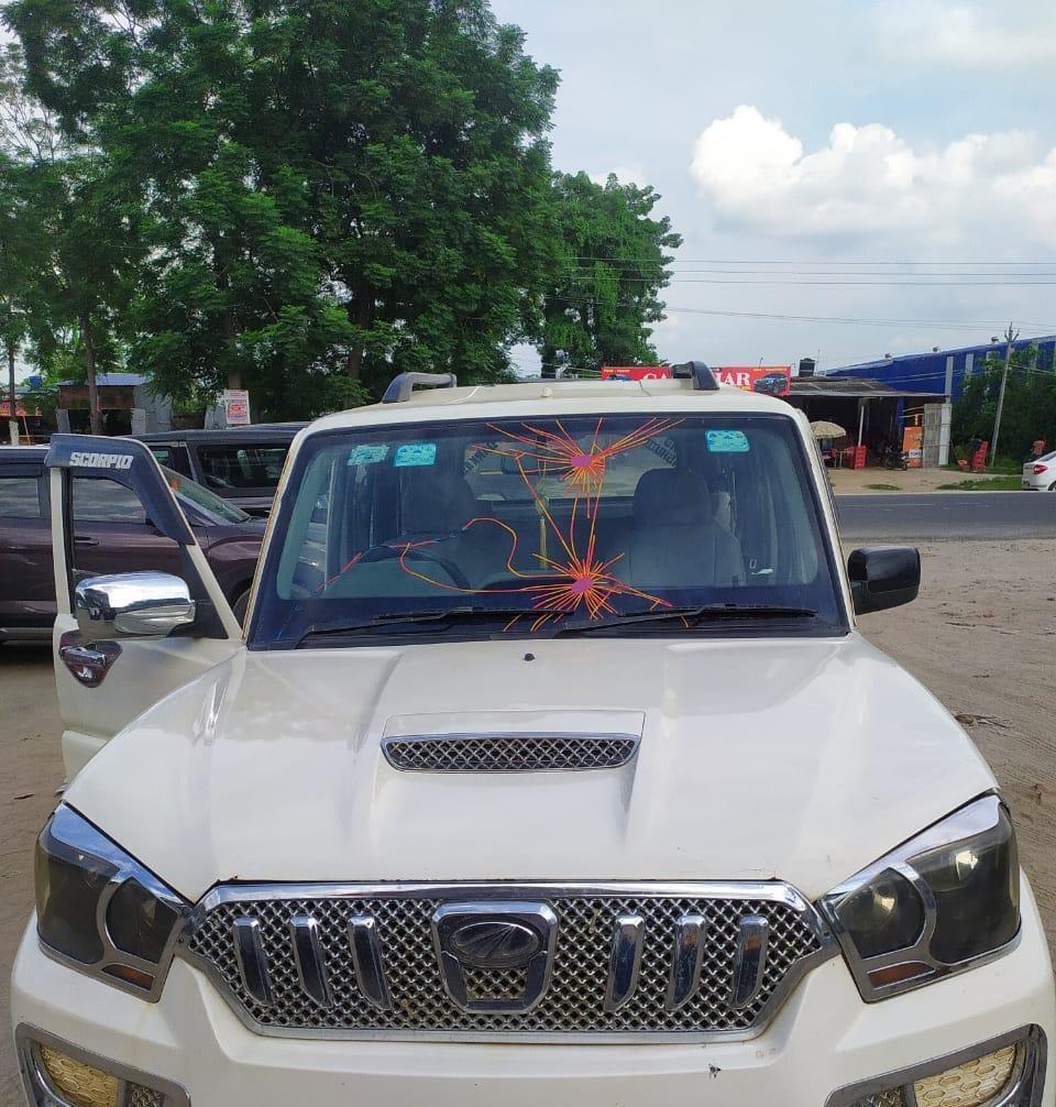 2017 महिंद्रा स्कॉर्पियो S2 2WD 2017 महिंद्रा स्कॉर्पियो S2 2WD