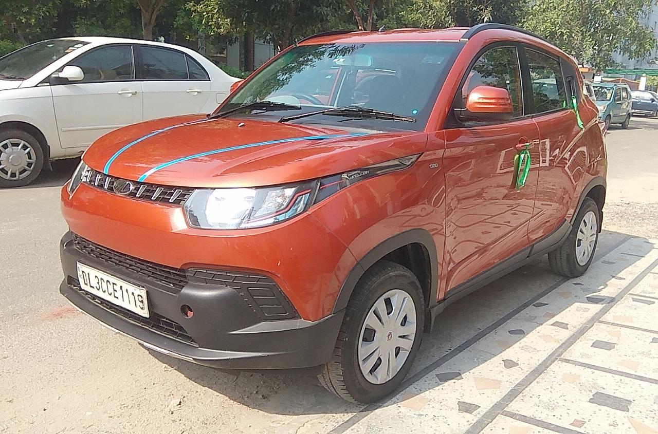 2016 महिंद्रा केयूवी 100 K6 Petrol 6 Seater (2016-2017) 2016 महिंद्रा केयूवी 100 K6 Petrol 6 Seater (2016-2017)