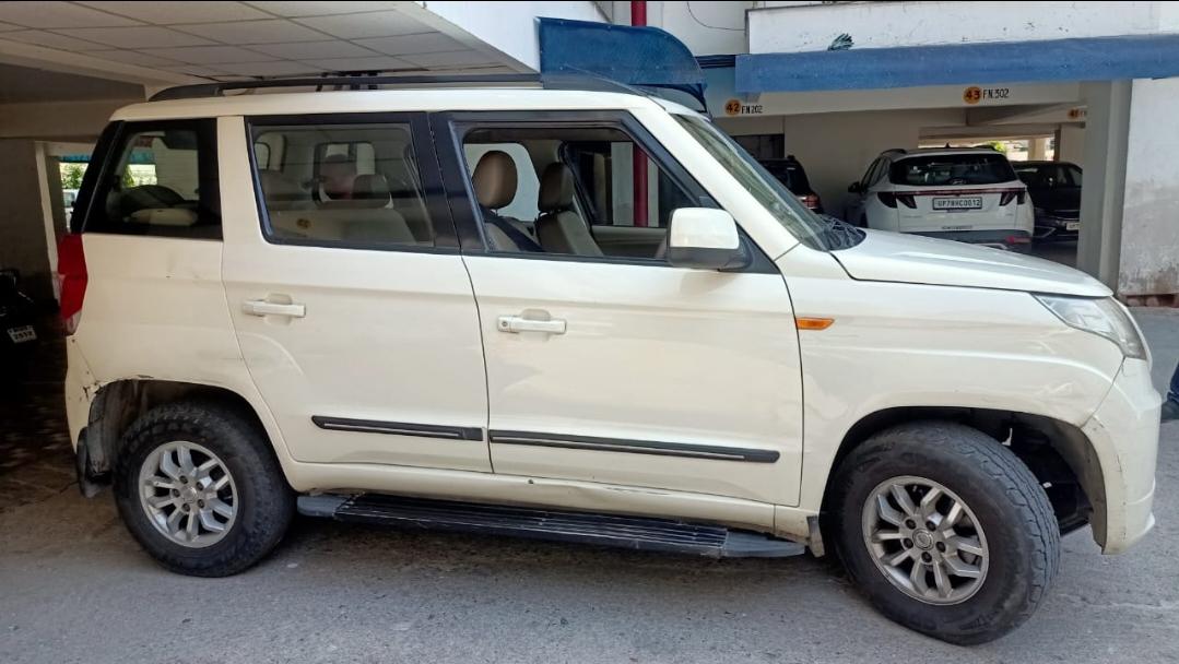 2020 महिंद्रा टीयूवी300 T8 2020 महिंद्रा टीयूवी300 T8