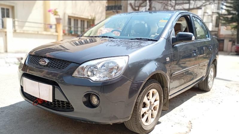 2013 फोर्ड फिएस्टा क्लासिक 1.4 Duratorq Titanium 2013 फोर्ड फिएस्टा क्लासिक 1.4 Duratorq Titanium