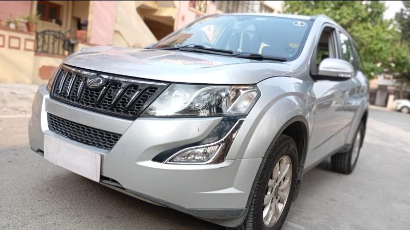 2017 महिंद्रा एक्सयूवी500 W8 AWD 2017 महिंद्रा एक्सयूवी500 W8 AWD