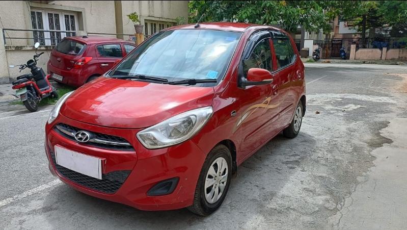 2012 ह्युंडई आई10 1.2 Sportz MT 2012 ह्युंडई आई10 1.2 Sportz MT