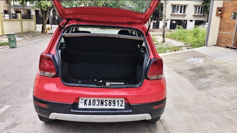 यूज़्ड 2013 फॉक्सवैगन पोलो, Bangalore 9 यूज़्ड 2013 फॉक्सवैगन पोलो, Bangalore 9