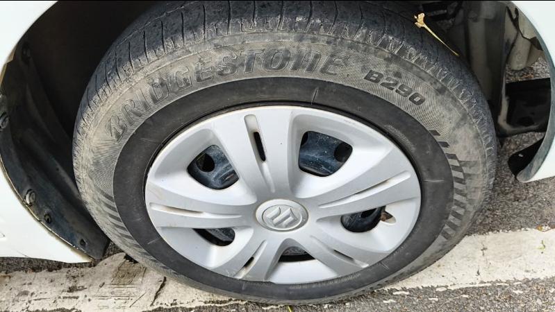 यूज़्ड 2011 मारुति सुजुकी स्विफ्ट, Bangalore 8 यूज़्ड 2011 मारुति सुजुकी स्विफ्ट, Bangalore 8