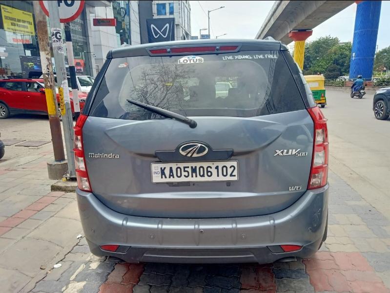 यूज़्ड 2014 महिंद्रा एक्सयूवी500, Bangalore 3 यूज़्ड 2014 महिंद्रा एक्सयूवी500, Bangalore 3