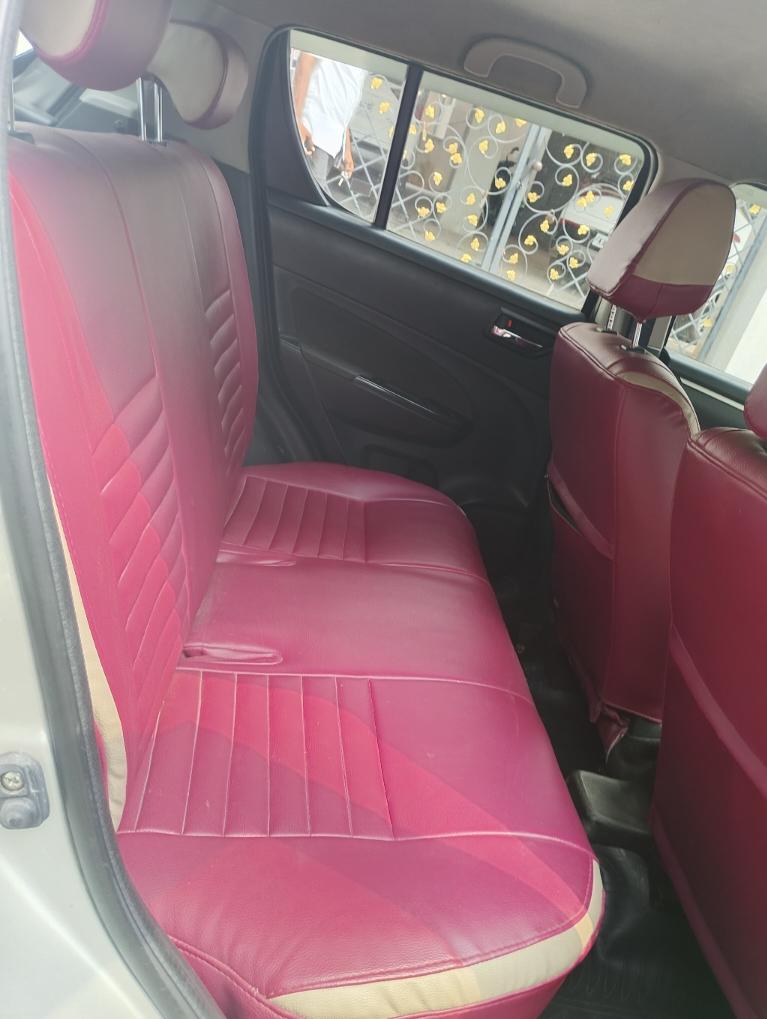 यूज़्ड 2014 मारुति सुजुकी स्विफ्ट, Bangalore 14 यूज़्ड 2014 मारुति सुजुकी स्विफ्ट, Bangalore 14