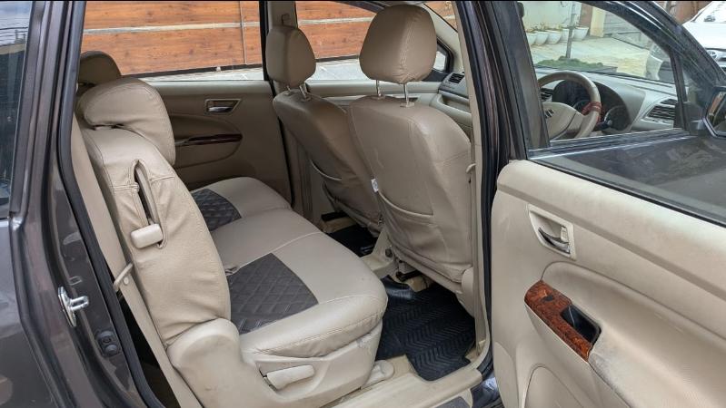 यूज़्ड 2018 मारुति सुजुकी अर्टिगा, Bangalore 14 यूज़्ड 2018 मारुति सुजुकी अर्टिगा, Bangalore 14