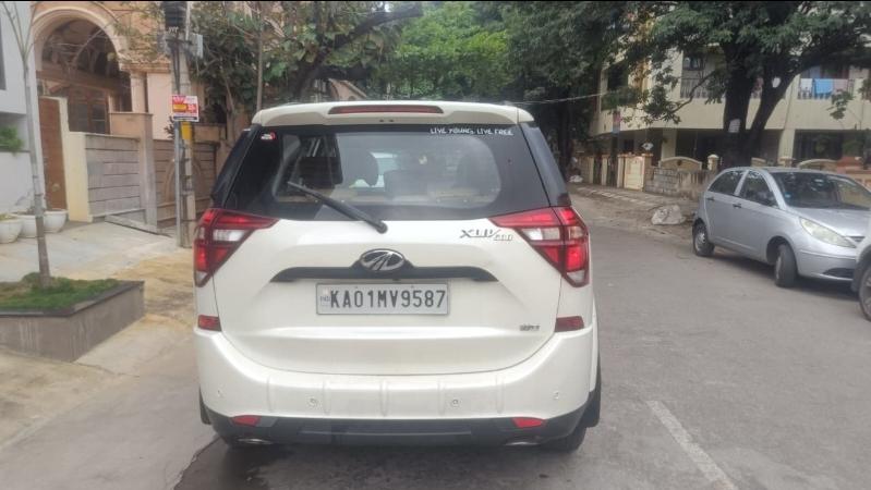 यूज़्ड 2021 महिंद्रा एक्सयूवी500, Bangalore 3 यूज़्ड 2021 महिंद्रा एक्सयूवी500, Bangalore 3