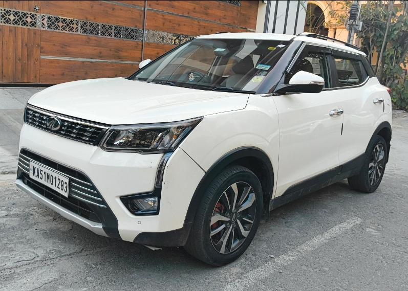 2020 महिंद्रा एक्सयूवी300 W8 (O) Petrol 2020 महिंद्रा एक्सयूवी300 W8 (O) Petrol