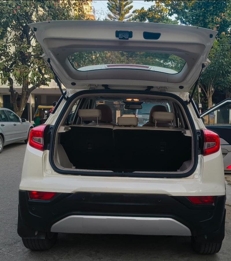 यूज़्ड 2020 महिंद्रा एक्सयूवी300, Bangalore 9 यूज़्ड 2020 महिंद्रा एक्सयूवी300, Bangalore 9