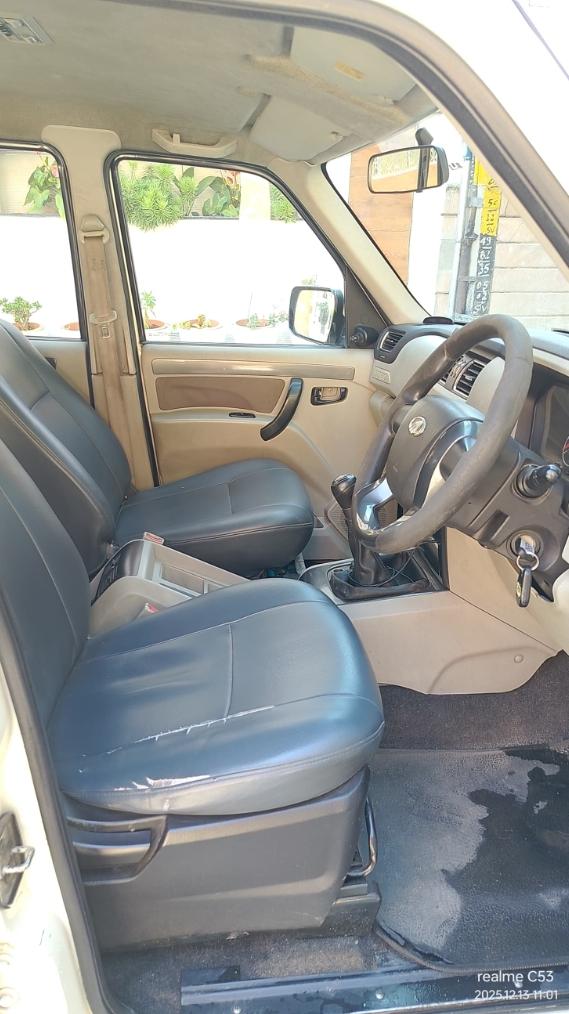 यूज़्ड 2014 महिंद्रा स्कॉर्पियो, Bangalore 12 यूज़्ड 2014 महिंद्रा स्कॉर्पियो, Bangalore 12