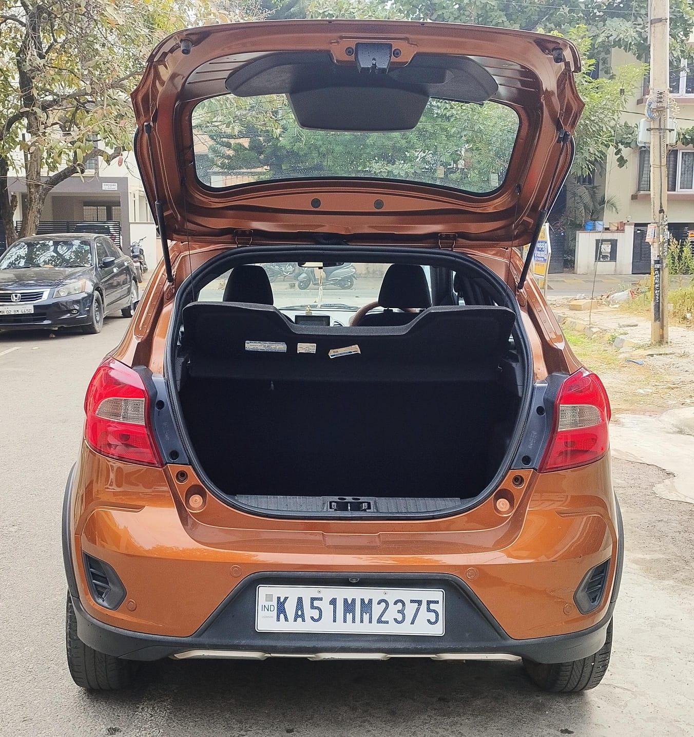 यूज़्ड 2018 फोर्ड फ्रीस्टाइल, Bangalore 9 यूज़्ड 2018 फोर्ड फ्रीस्टाइल, Bangalore 9