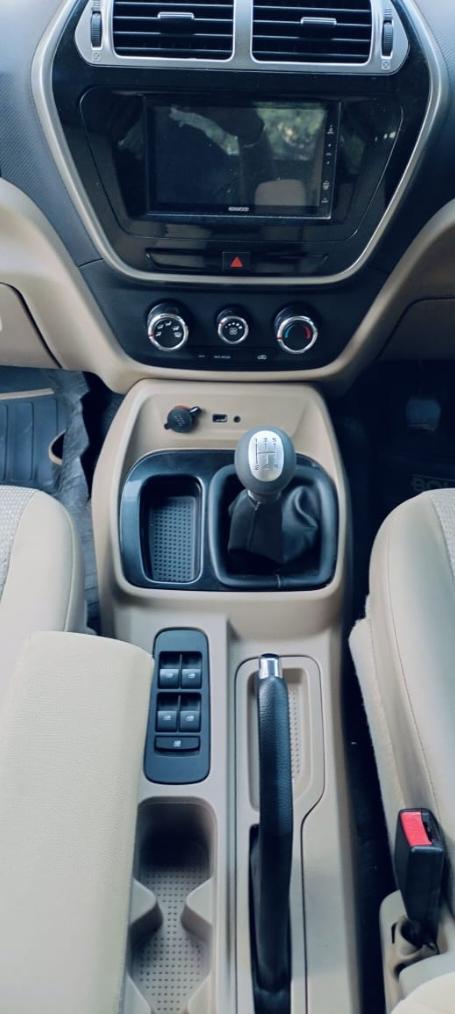 यूज़्ड 2022 महिंद्रा बोलेरो नियो, Bangalore 11 यूज़्ड 2022 महिंद्रा बोलेरो नियो, Bangalore 11