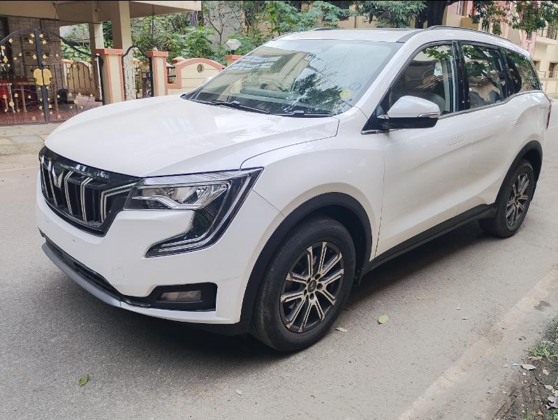 2023 महिंद्रा एक्सयूवी700 AX7 MT Petrol 7 STR 2023 महिंद्रा एक्सयूवी700 AX7 MT Petrol 7 STR