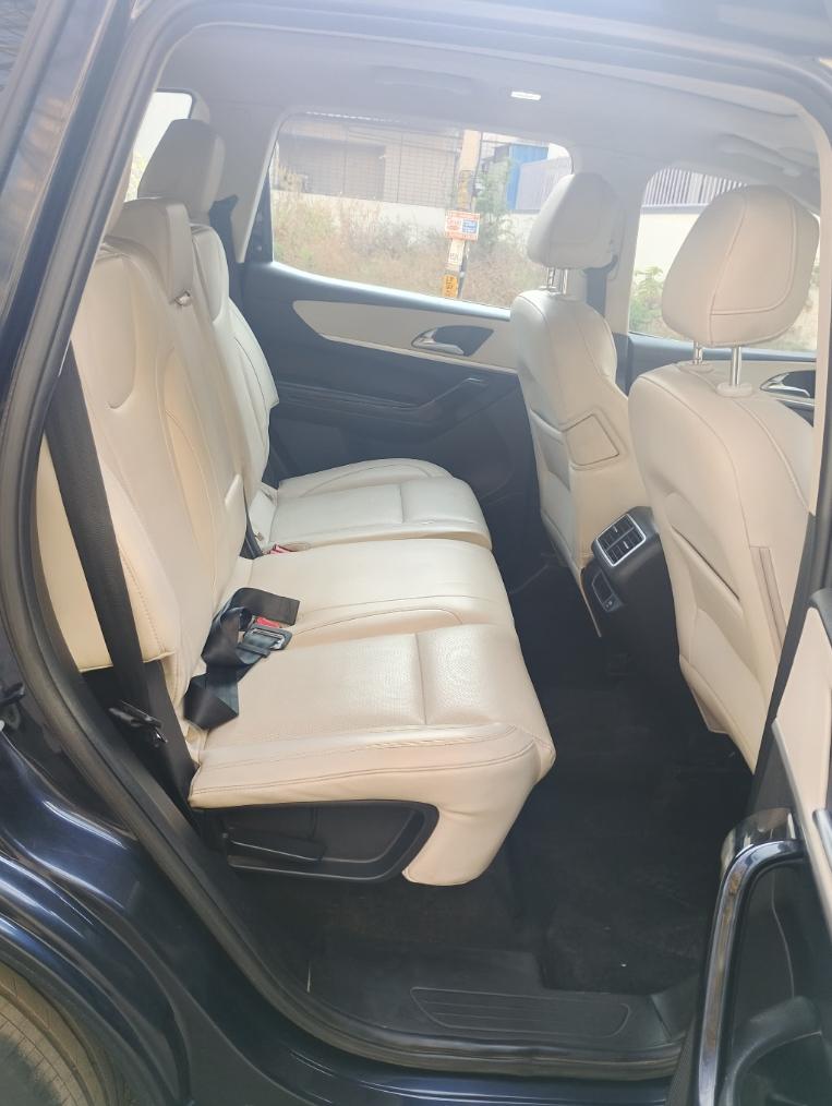 यूज़्ड 2023 महिंद्रा एक्सयूवी700, Bangalore 14 यूज़्ड 2023 महिंद्रा एक्सयूवी700, Bangalore 14