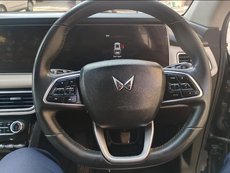 यूज़्ड 2023 महिंद्रा एक्सयूवी700, Bangalore 12 यूज़्ड 2023 महिंद्रा एक्सयूवी700, Bangalore 12