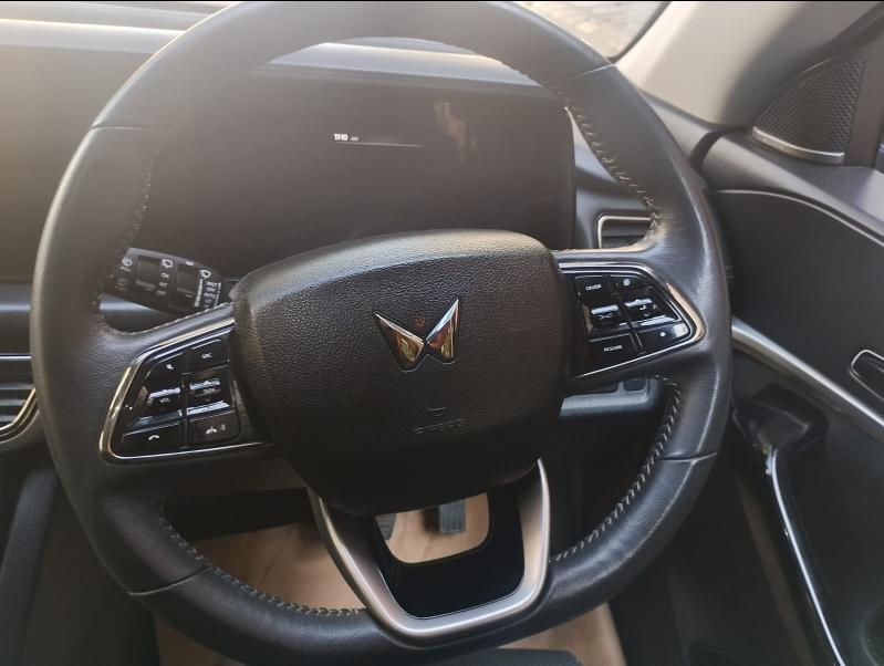 यूज़्ड 2025 महिंद्रा एक्सयूवी700, Bangalore 12 यूज़्ड 2025 महिंद्रा एक्सयूवी700, Bangalore 12