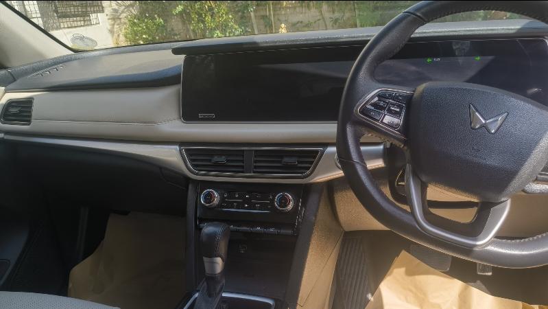 यूज़्ड 2024 महिंद्रा एक्सयूवी700, Bangalore 15 यूज़्ड 2024 महिंद्रा एक्सयूवी700, Bangalore 15