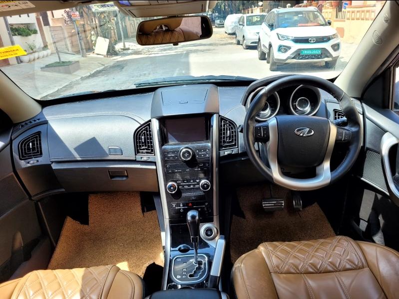 यूज़्ड 2018 महिंद्रा एक्सयूवी500, Bangalore 12 यूज़्ड 2018 महिंद्रा एक्सयूवी500, Bangalore 12