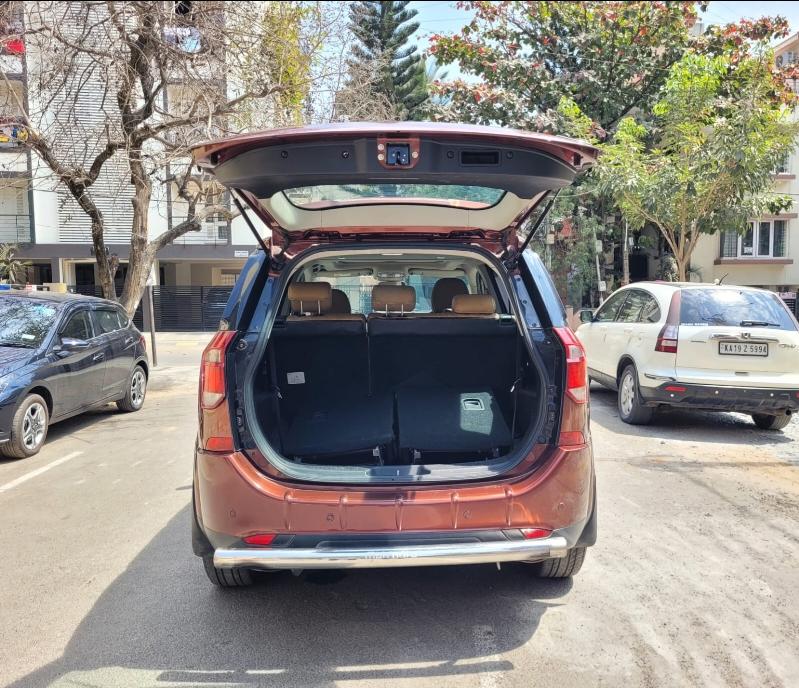 यूज़्ड 2018 महिंद्रा एक्सयूवी500, Bangalore 9 यूज़्ड 2018 महिंद्रा एक्सयूवी500, Bangalore 9