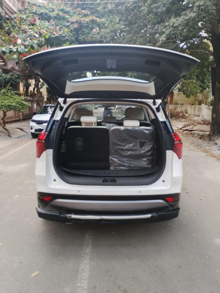 यूज़्ड 2023 महिंद्रा एक्सयूवी700, Bangalore 9 यूज़्ड 2023 महिंद्रा एक्सयूवी700, Bangalore 9