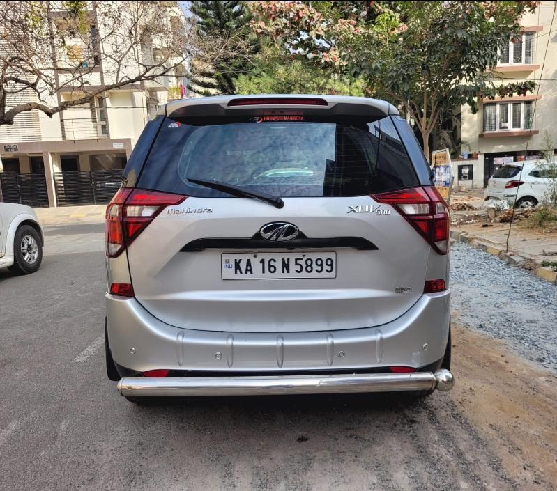 यूज़्ड 2018 महिंद्रा एक्सयूवी500, Bangalore 3 यूज़्ड 2018 महिंद्रा एक्सयूवी500, Bangalore 3