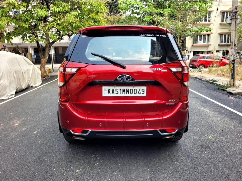 यूज़्ड 2019 महिंद्रा एक्सयूवी500, Bangalore 3 यूज़्ड 2019 महिंद्रा एक्सयूवी500, Bangalore 3