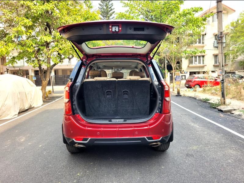 यूज़्ड 2019 महिंद्रा एक्सयूवी500, Bangalore 9 यूज़्ड 2019 महिंद्रा एक्सयूवी500, Bangalore 9