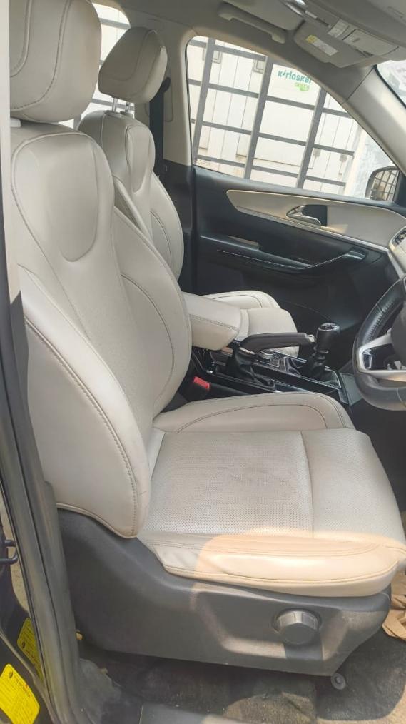 यूज़्ड 2023 महिंद्रा एक्सयूवी700, Bangalore 13 यूज़्ड 2023 महिंद्रा एक्सयूवी700, Bangalore 13