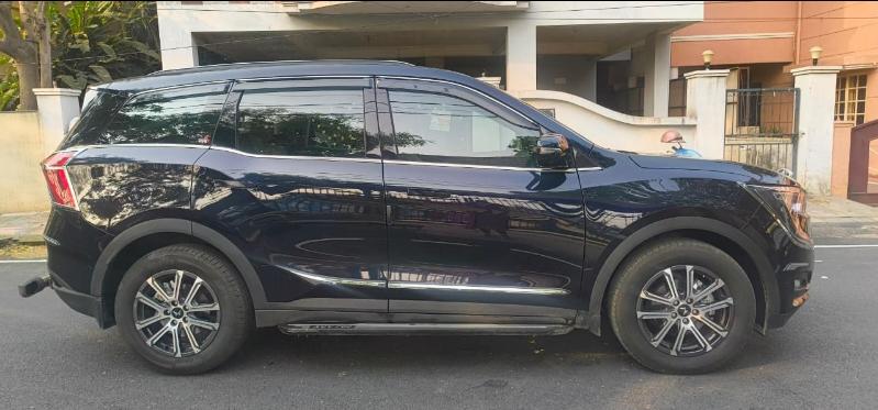 यूज़्ड 2025 महिंद्रा एक्सयूवी700, Bangalore 5 यूज़्ड 2025 महिंद्रा एक्सयूवी700, Bangalore 5