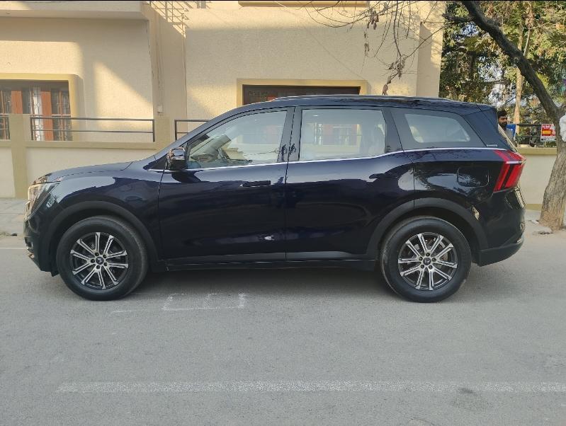 2023 महिंद्रा एक्सयूवी700 AX7 MT Petrol 7 STR 2023 महिंद्रा एक्सयूवी700 AX7 MT Petrol 7 STR