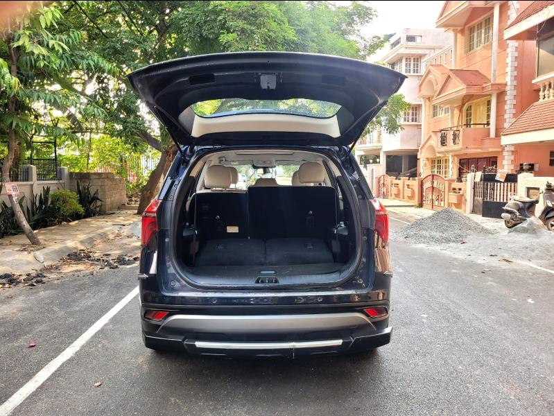 यूज़्ड 2022 महिंद्रा एक्सयूवी700, Bangalore 9 यूज़्ड 2022 महिंद्रा एक्सयूवी700, Bangalore 9